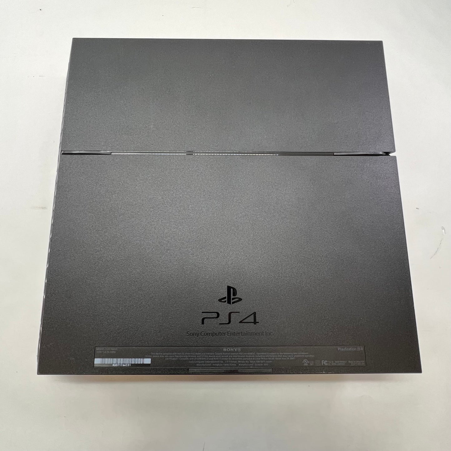 Sony PlayStation 4 PS4 500GB MB071766331 + HDMI Cable + Power Cable + Genuine Controller