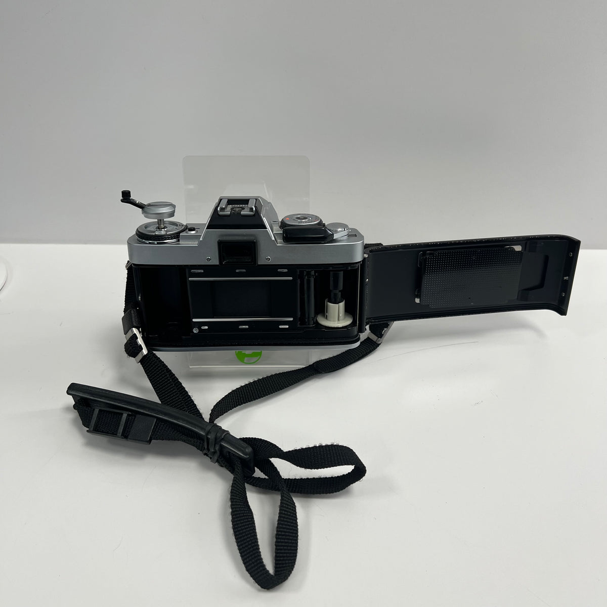 Broken Minolta XG-M 35MM Film Camera Body Only