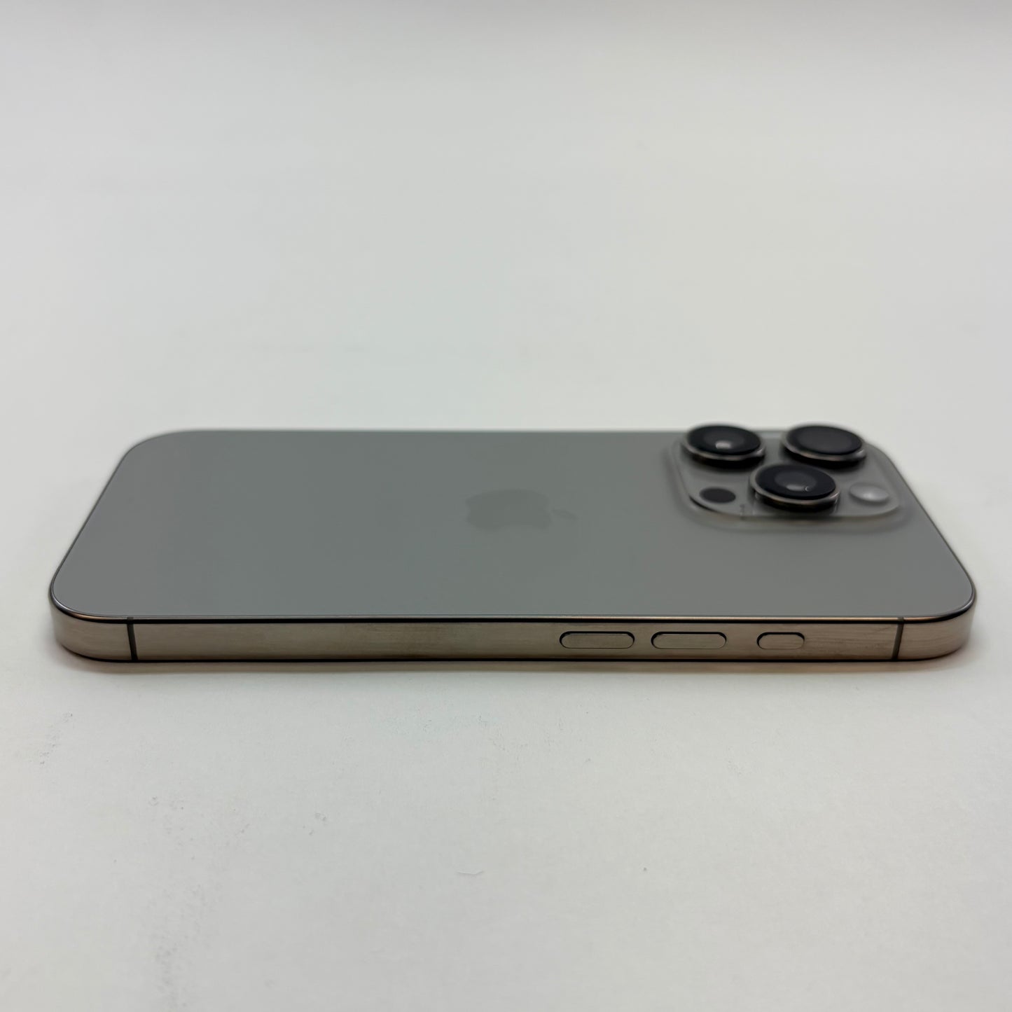 Factory Unlocked Apple iPhone 16 Pro 128GB Natural Titanium MYMD3LL/A