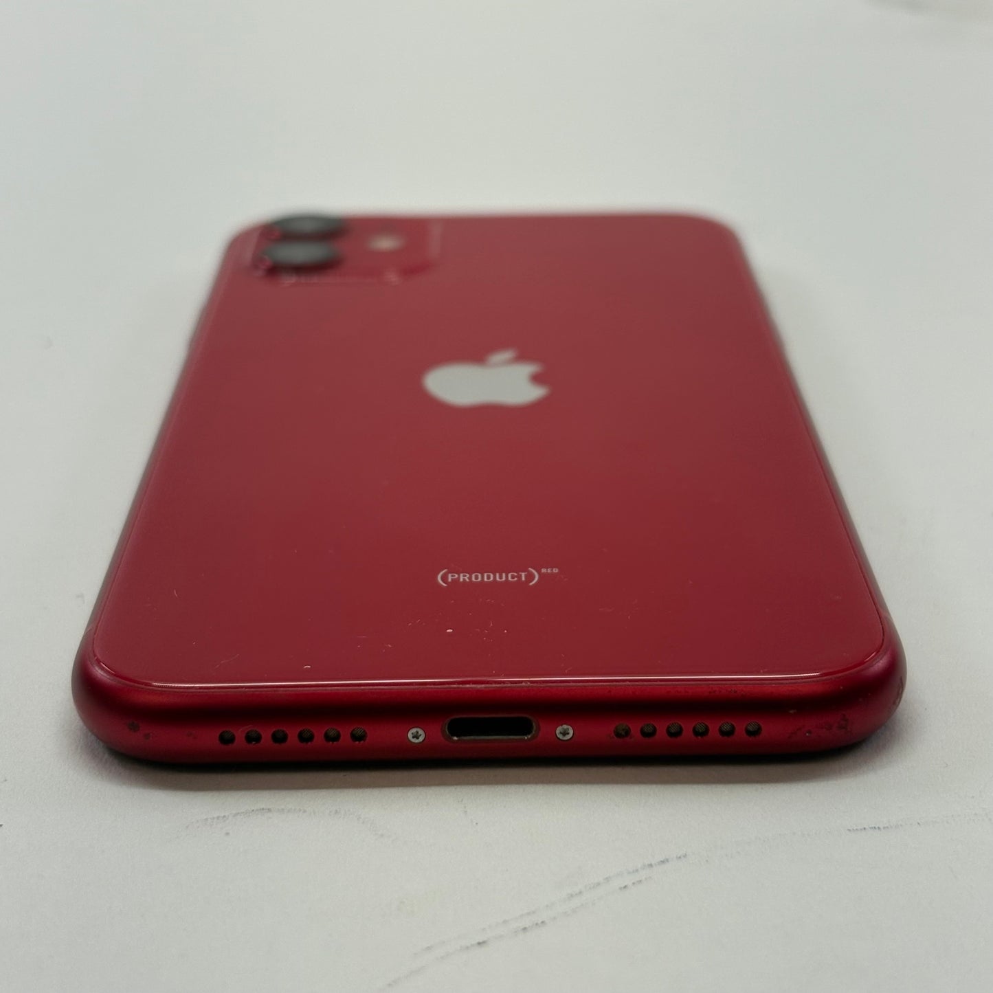 Unlocked Apple iPhone 11 64GB 26.2.1 Red MWL92LL/A