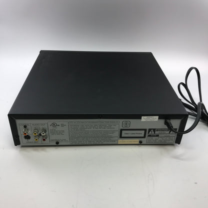 Apex Digital AD-1500 DVD/VCD/MPE/CD PLAYER E196084 w Manual and Remote