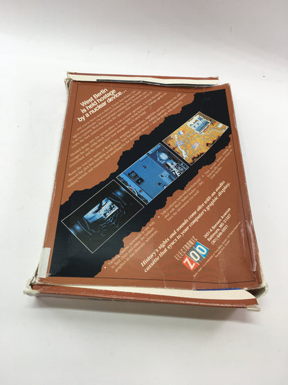 Lot of 10 PC Games [Berlin 1948, Mech Warrior 3, Tritryst and More]