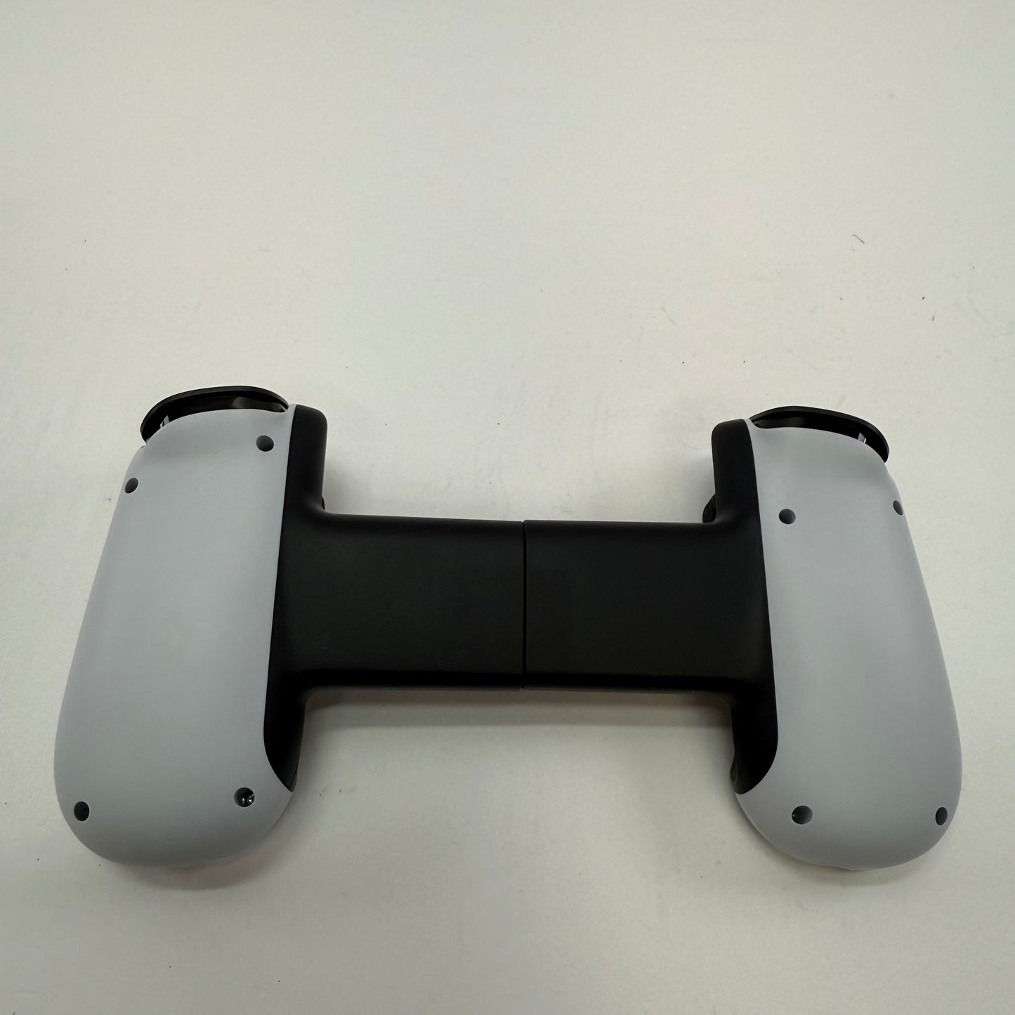 Playstation Backbone for iPhone BB-51