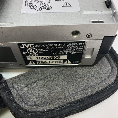Broken JVC GR-DVM90U Digitial Still Camera Parts Only READ