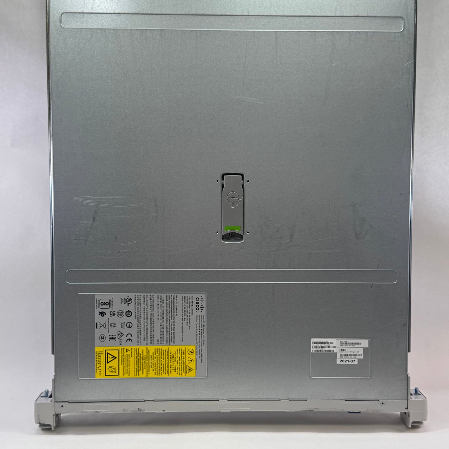 Cisco UCS-C220-M5 Server 74-105774-03