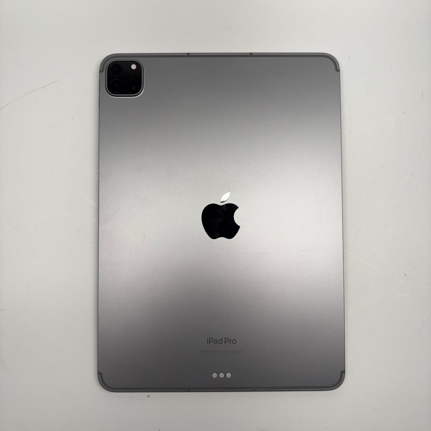 Unlocked Apple iPad Pro 11" 4th Gen 128GB Silver MP553LL/A