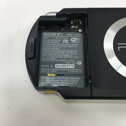Broken Sony Playstation Portable PSP PSP-1001 Handheld Game System Only READ