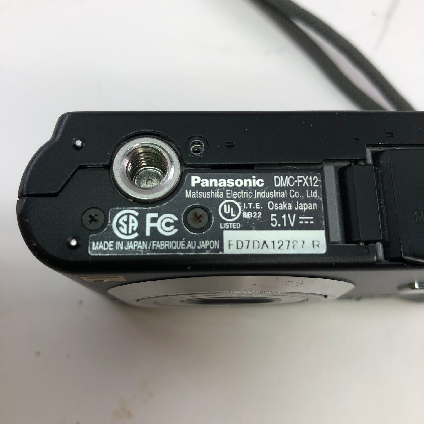 Panasonic Lumix DMC-FX12 7.2MP Digital Camera Mega O.I.S