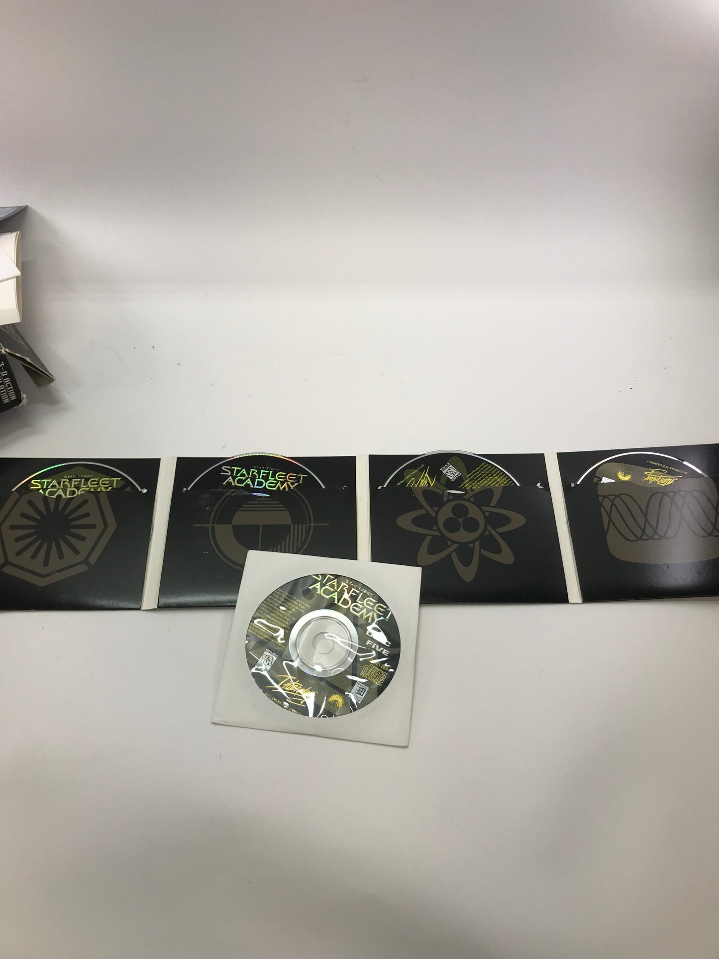 Star Trek Vintage PC Game Lot [Omnipedia, Captians Chair and More]
