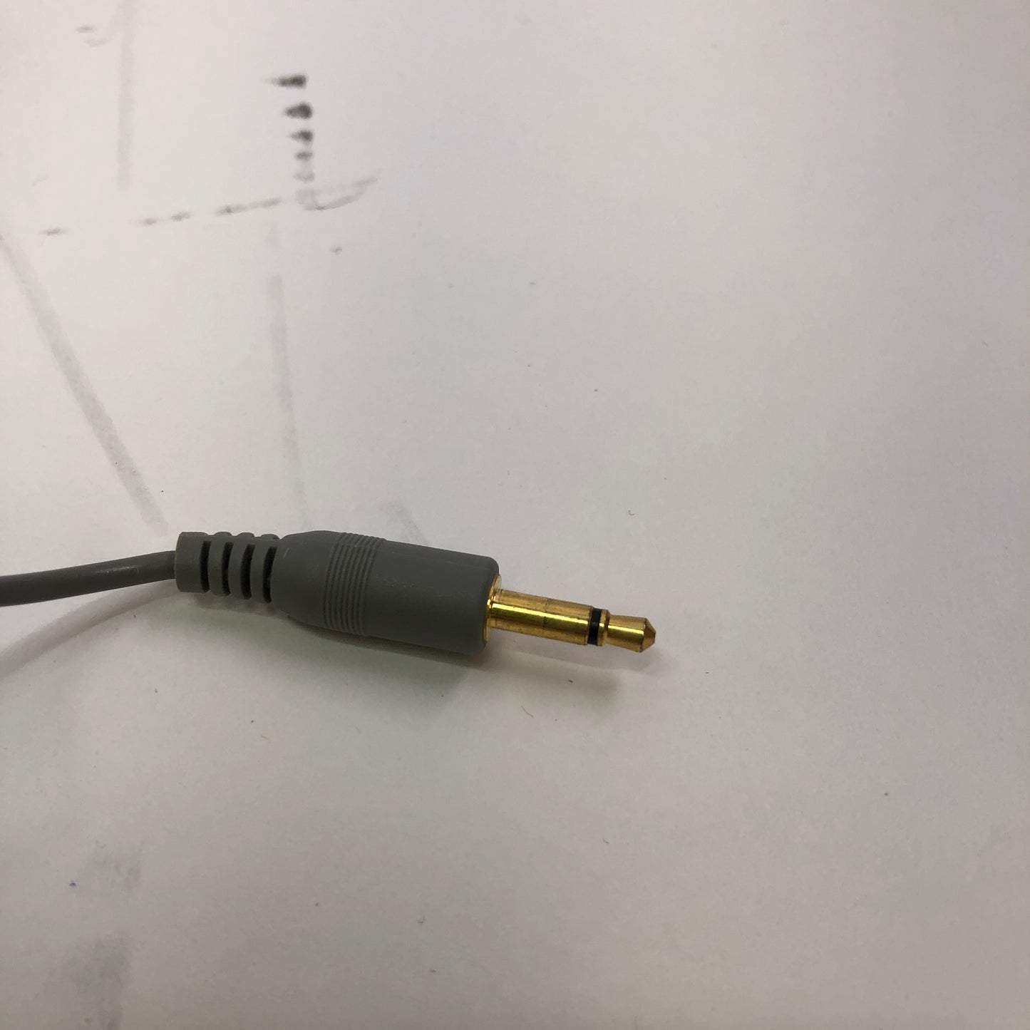 Tivoli Audio isongbook AM/FM Alarm Clock Radio w Extension Speaker