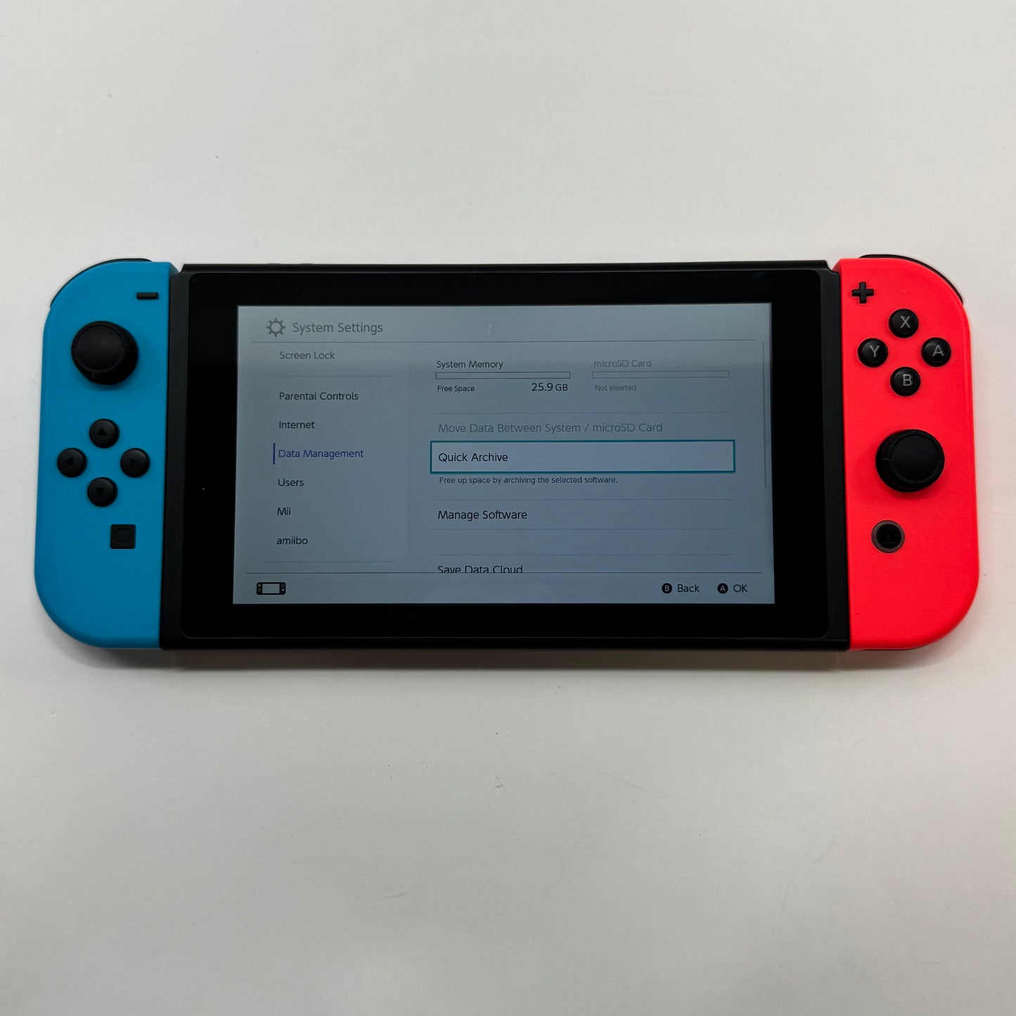 Nintendo Switch v1 Console Gaming System HAC-001 Red/Blue