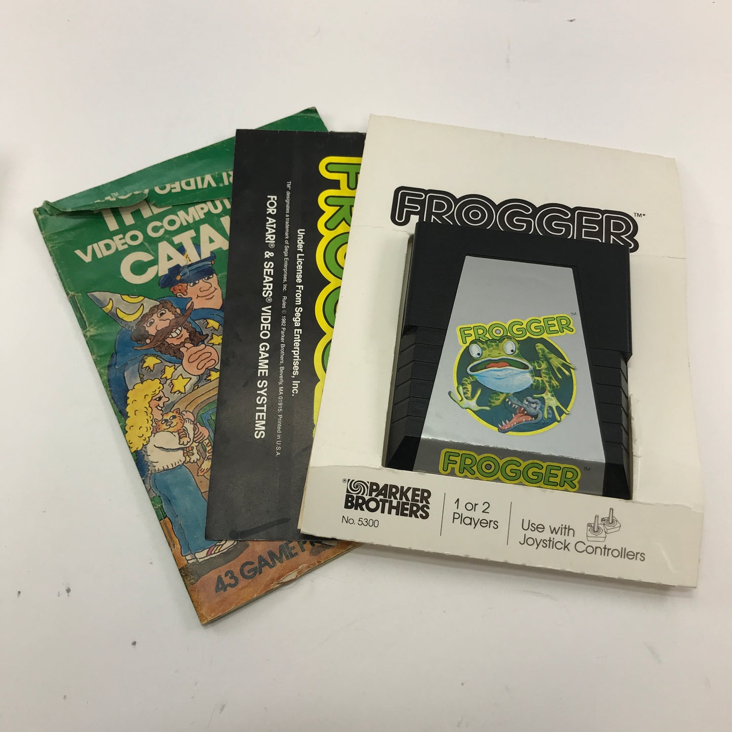 Frogger (Atari 2600, 1981) Complete in Original Box w/ Manual, CIB