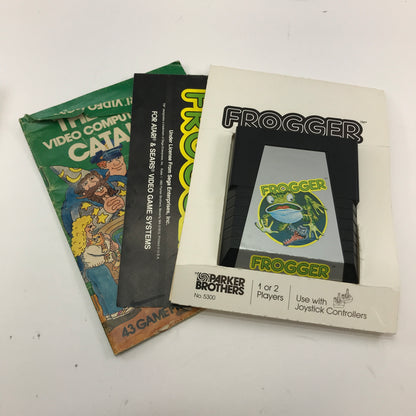 Frogger (Atari 2600, 1981) Complete in Original Box w/ Manual, CIB