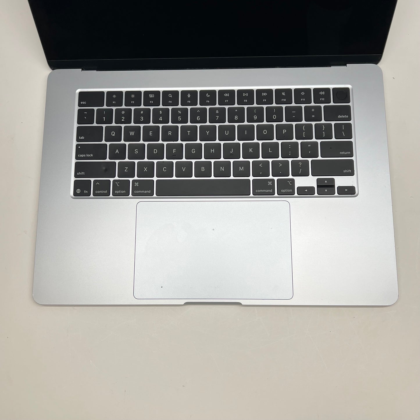 2025 Apple MacBook Air 15" M4 10C GPU 4.5GHz 16GB RAM 256GB SSD A3241