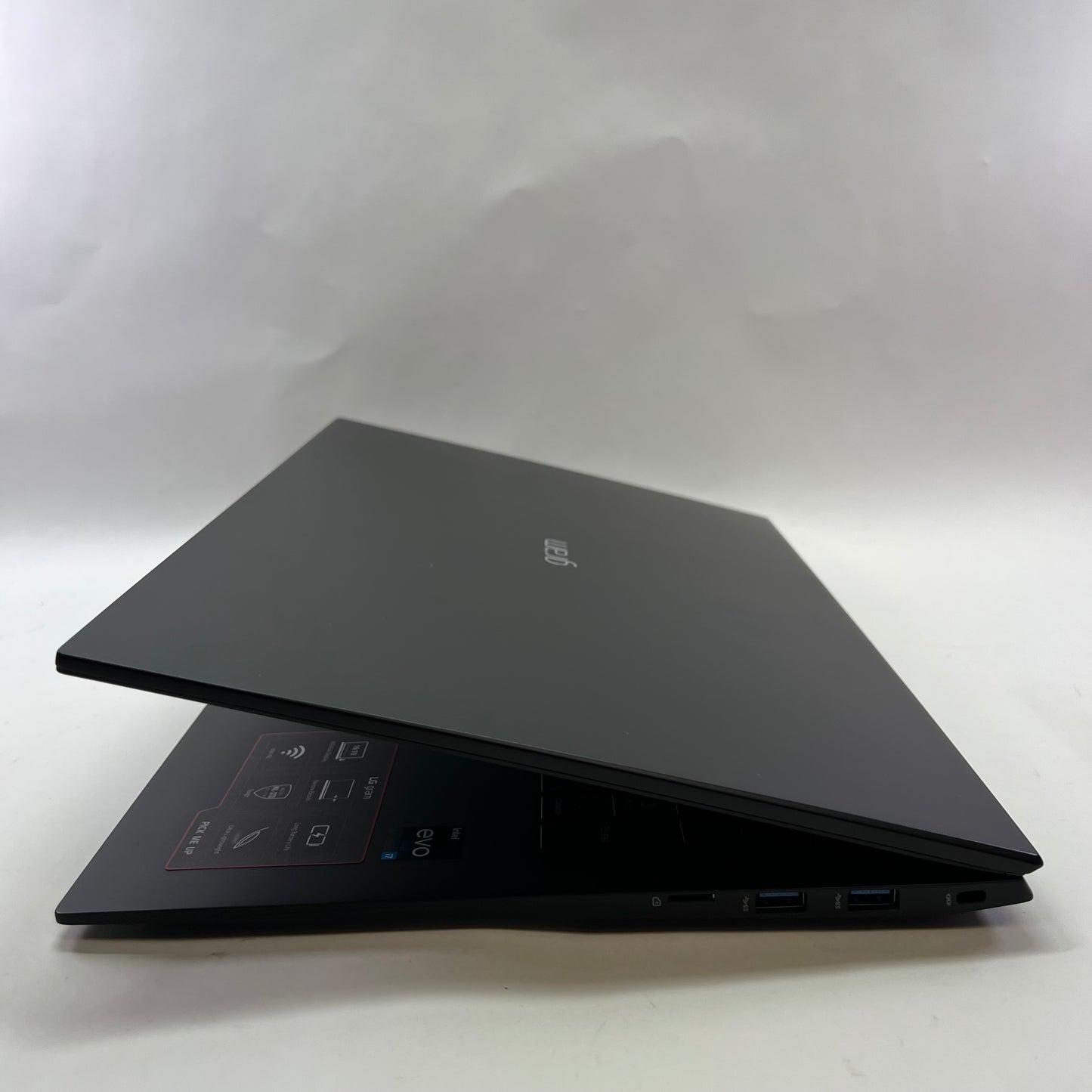 LG Gram 17ZB90R 17" i7-1360P 2.2GHz 16GB RAM 1TB SSD