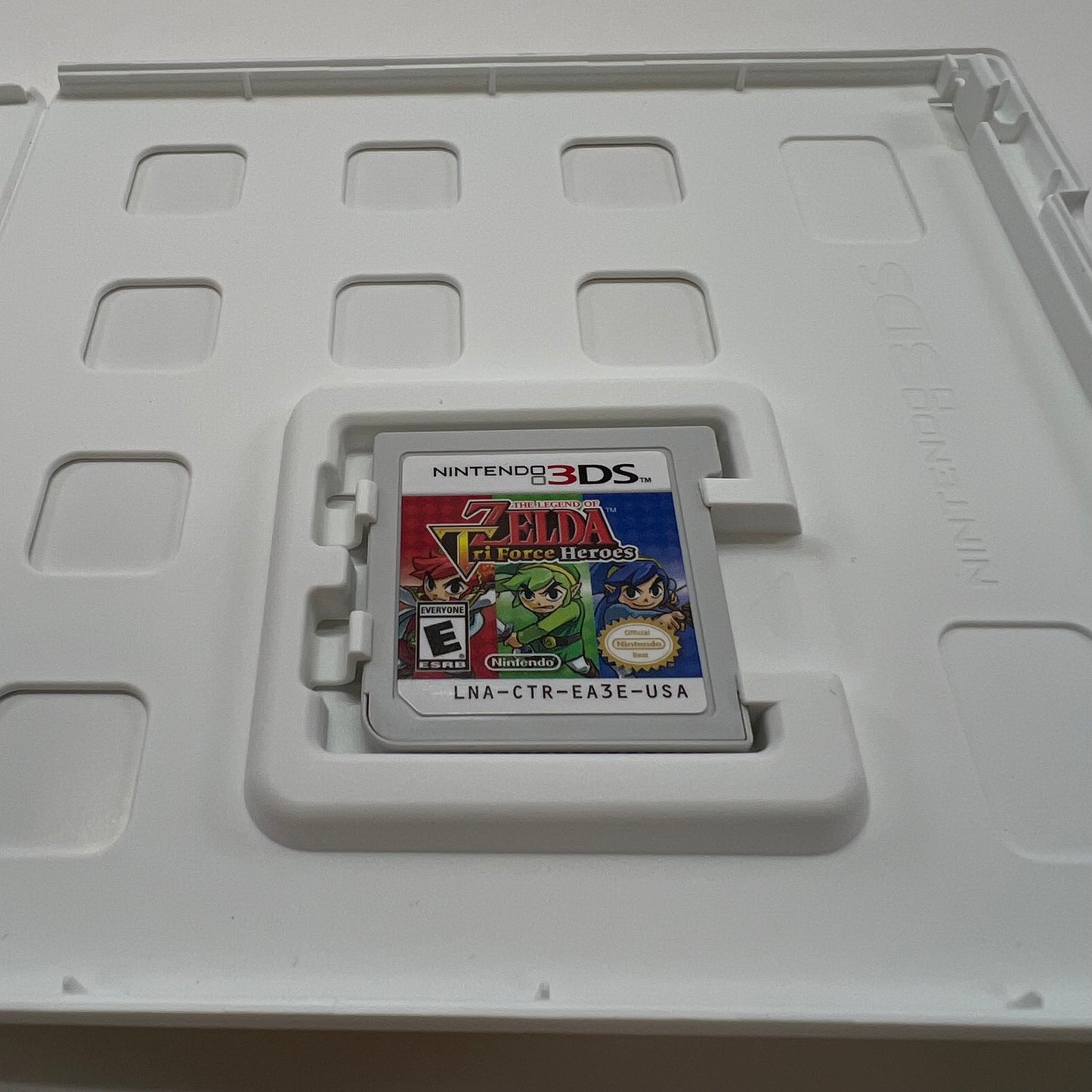 Zelda Tri Force Heroes (Nintendo 3DS, 2015)