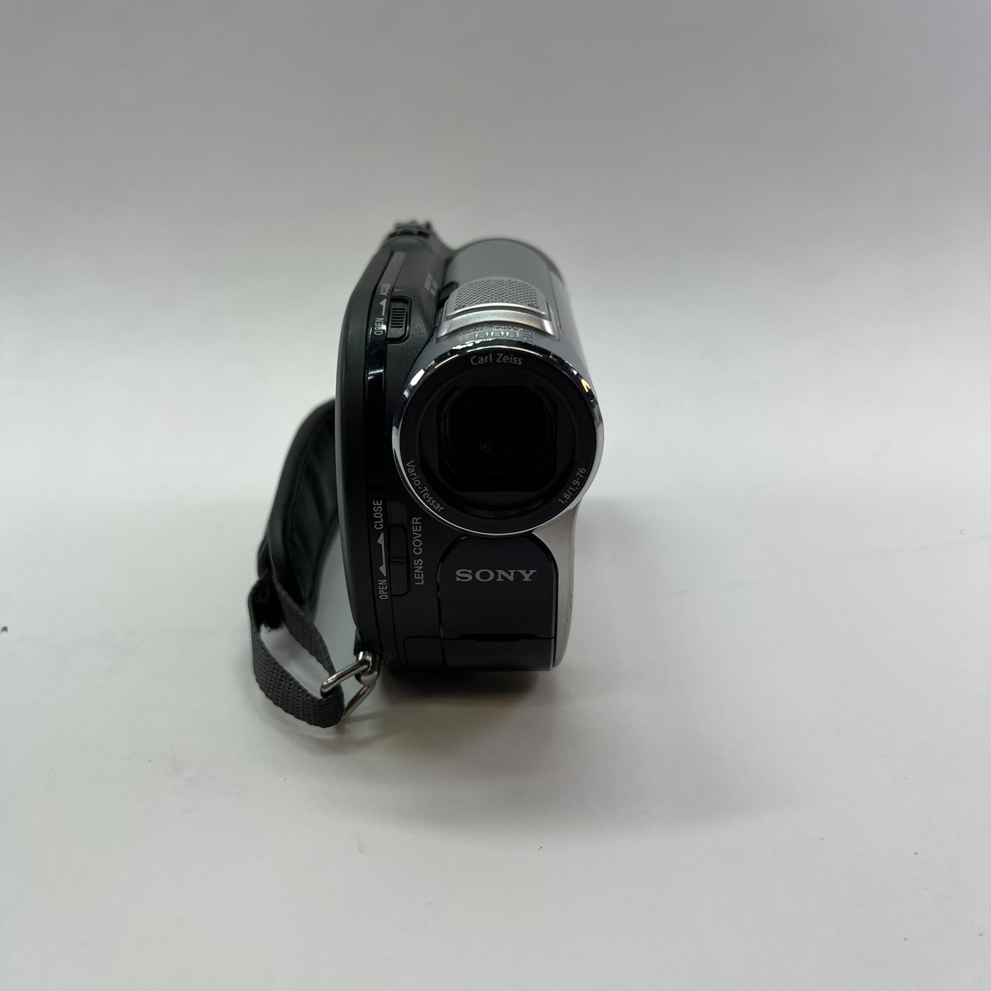 Sony Handycam Digital HD Video Camera Recorder DCR-DVD108