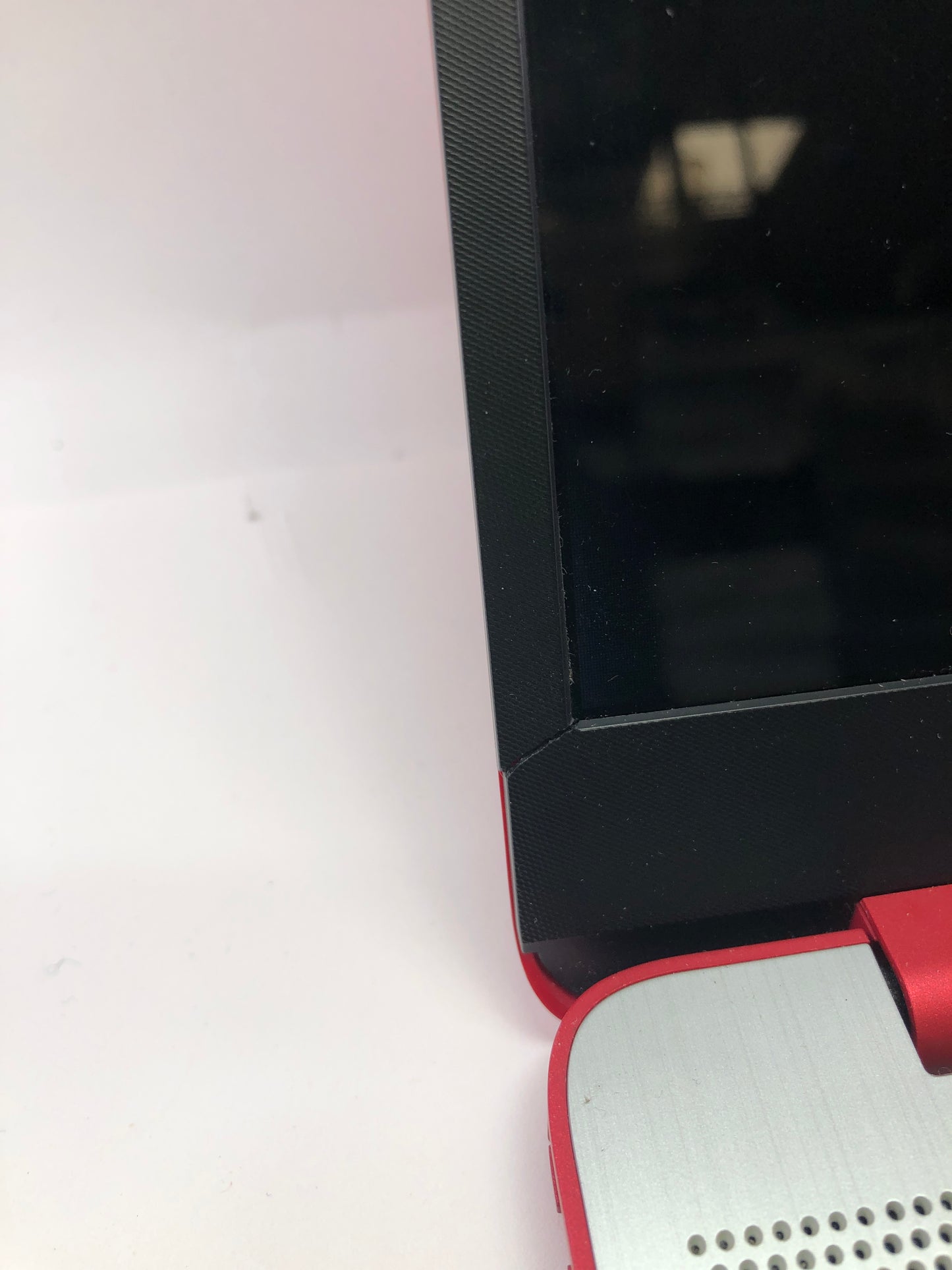 Broken HP 15-DW1081WM 15.6" Pentium Gold 6405U 2.4GHz 4GB RAM 500GB SSD Read