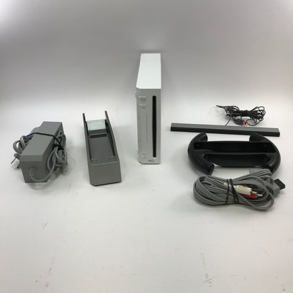 Nintendo Wii Video Game Console Only RVL-001 White No Controllers