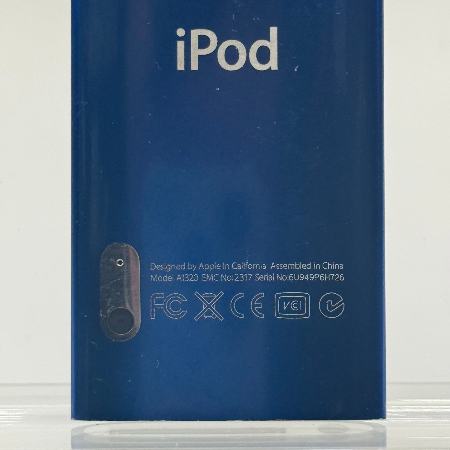 Apple iPod Nano 5th Gen 8GB Blue A1320