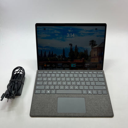 Microsoft Surface Pro 10 for Business 2079 13" Core Ultra 5 135U 2.1GHz 8GB RAM