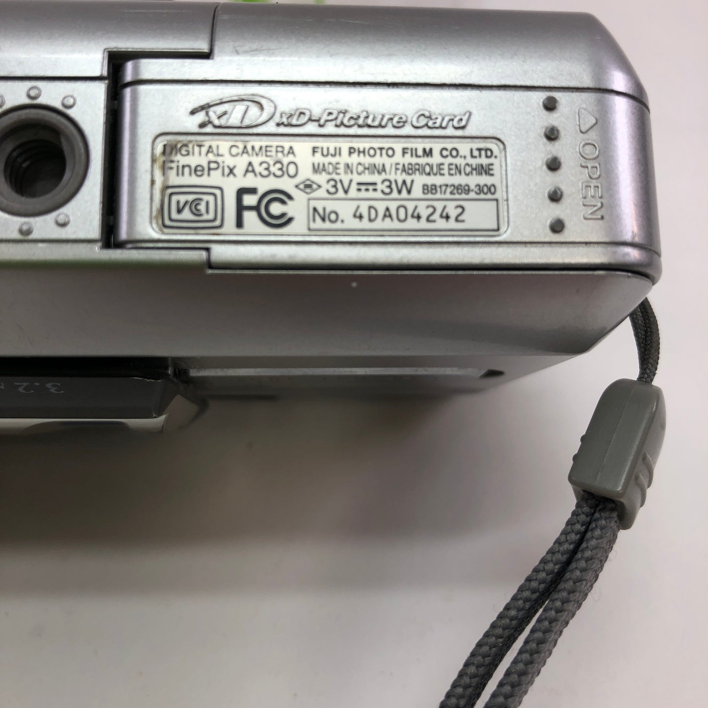 Fujifilm A330 3.2 MP Digital Camera 3x Optical Zoom Tested and Working