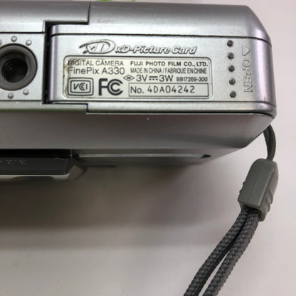 Fujifilm A330 3.2 MP Digital Camera 3x Optical Zoom Tested and Working