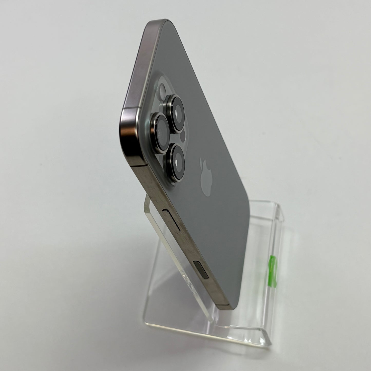 Factory Unlocked Apple iPhone 16 Pro 128GB Natural Titanium MYMD3LL/A