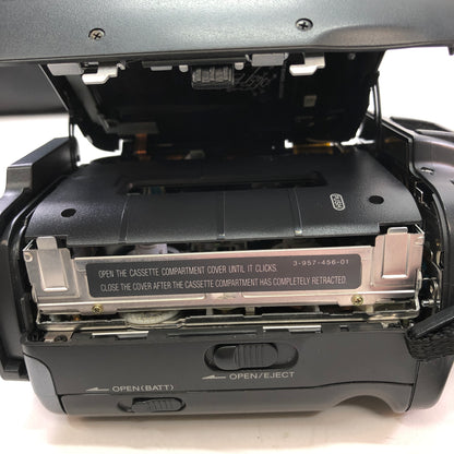 Sony Handycam Camcorder CCD-SC5 w/ Carrying Bag and Original Manuals