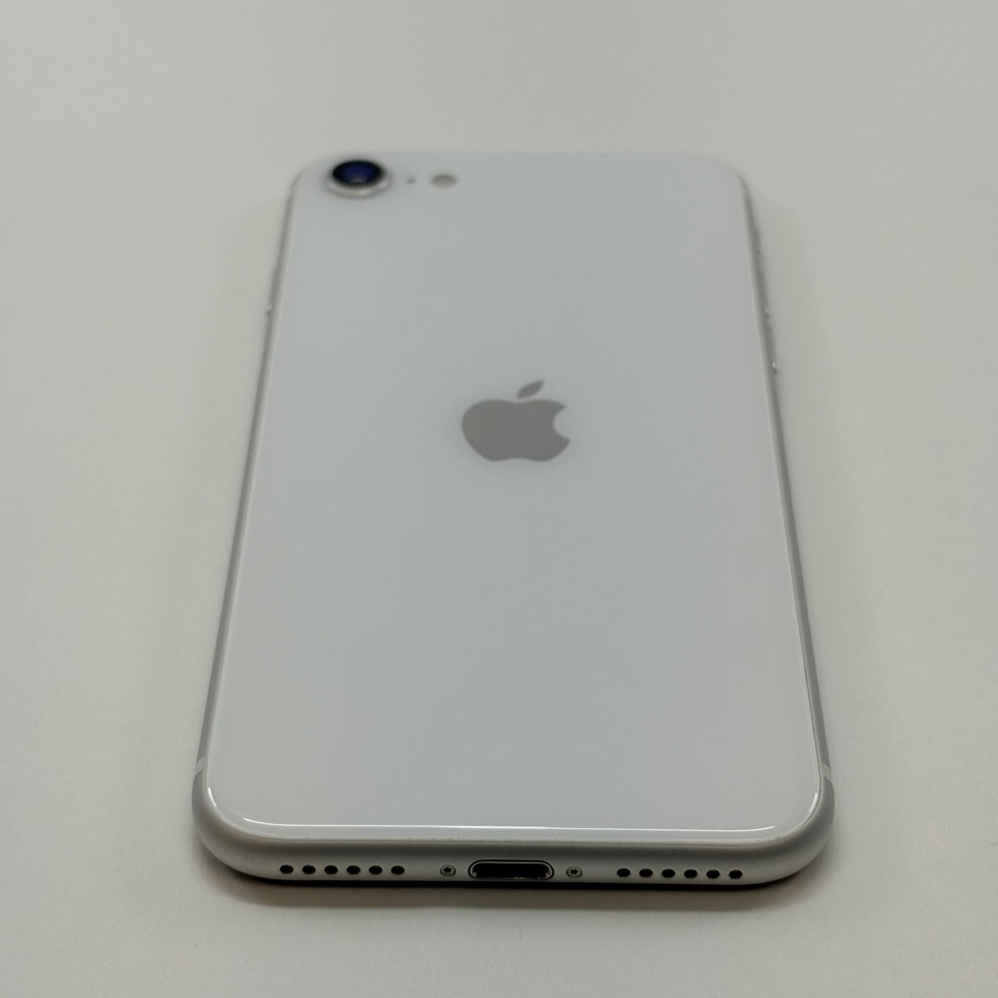 Factory Unlocked Apple iPhone SE 2nd Gen 64GB White MHGF3LL/A