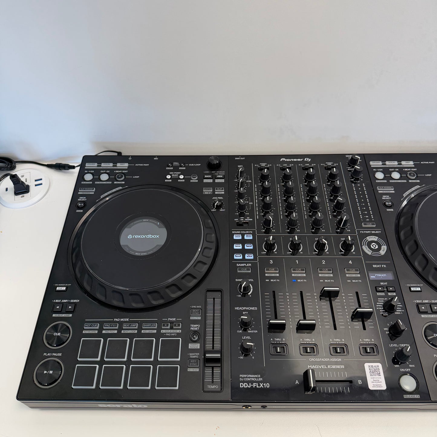 Pioneer DJ DDJ-FLX10 4-Channel DJ Controller