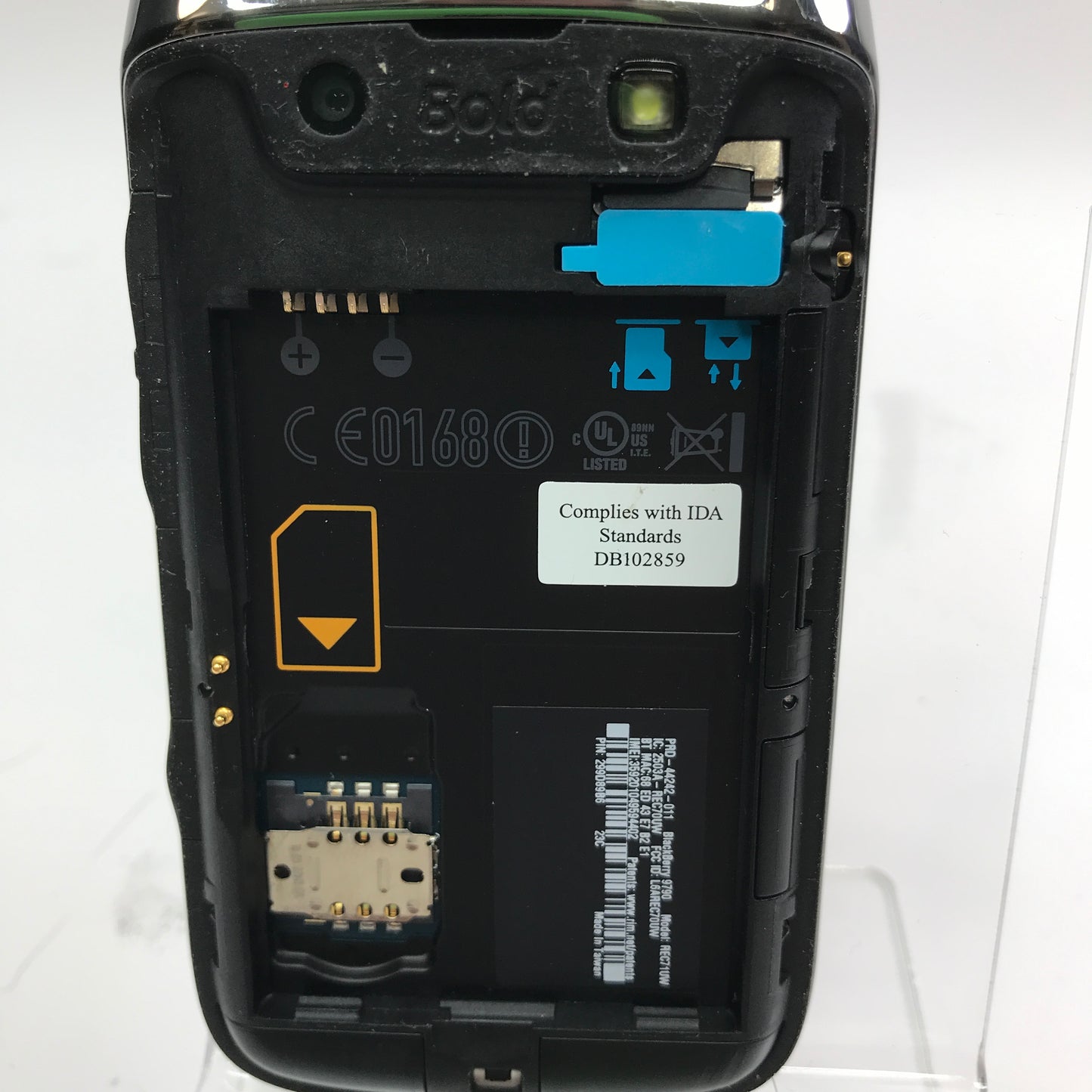 BlackBerry Bold QWERTY Smartphone 9790 w OEM Battery