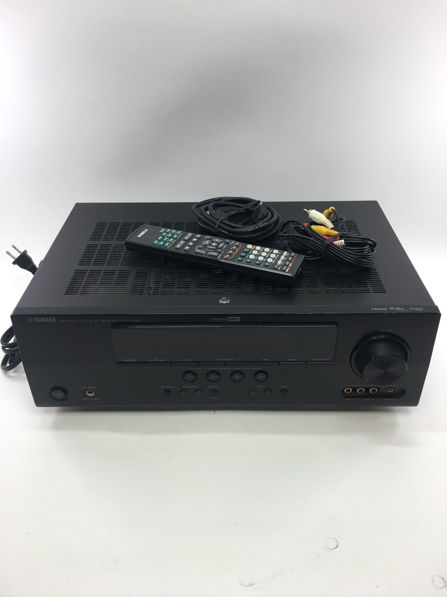 Yamaha Natural Sound AV Receiver HTR-6230 w/ Remote and Cables, Tested, READ