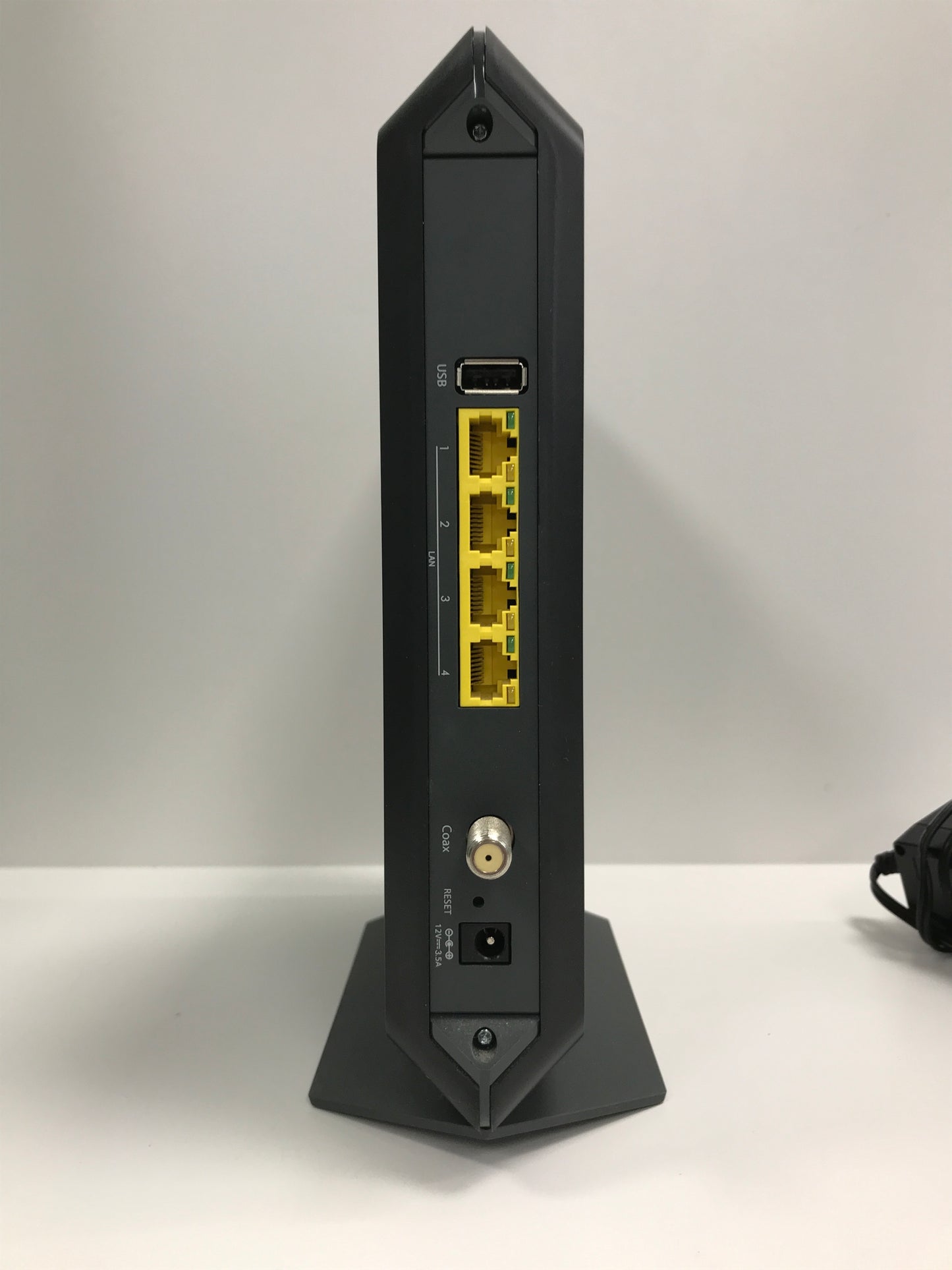 Netgear Nighthawk C7000 Cable Modem WiFi Router Combo AC1900 DOCSIS 3.0 Tested