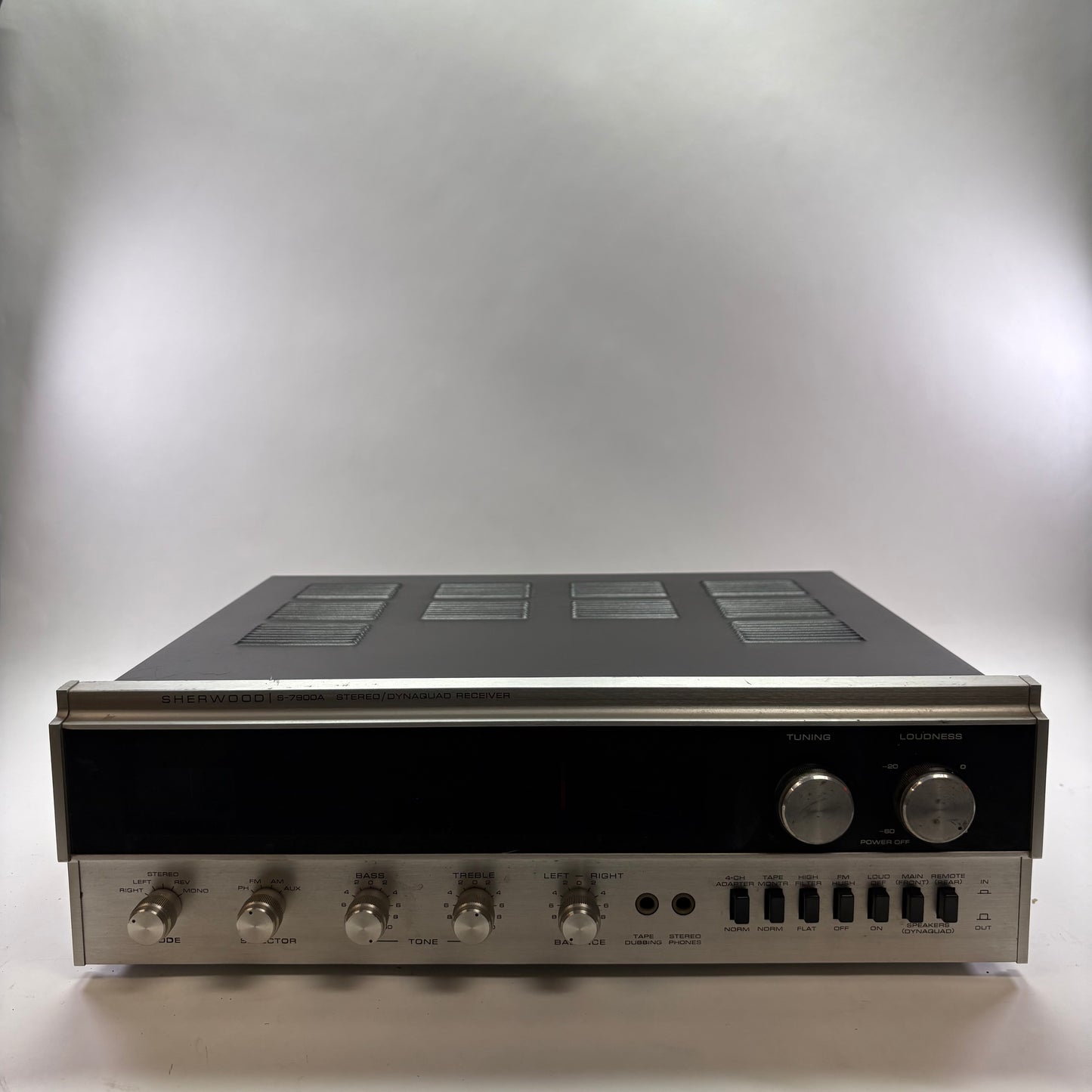 Broken Sherwood S-7900A Stereo/Dynaquad Receiver Read Description