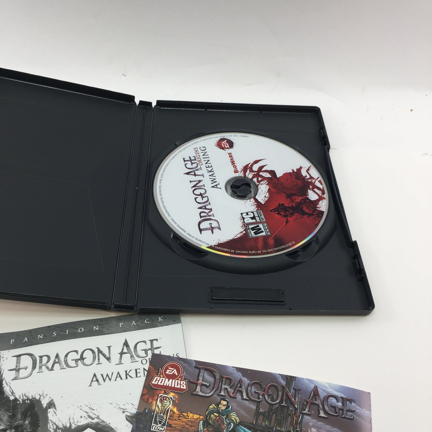 Dragon Age Origins and Dragon Age Origins Awakening Bundle for PC