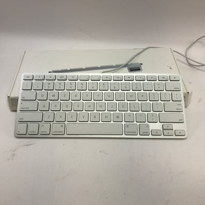 Apple Keyboard MB869LL/A Silver Tested and Working w Original Box