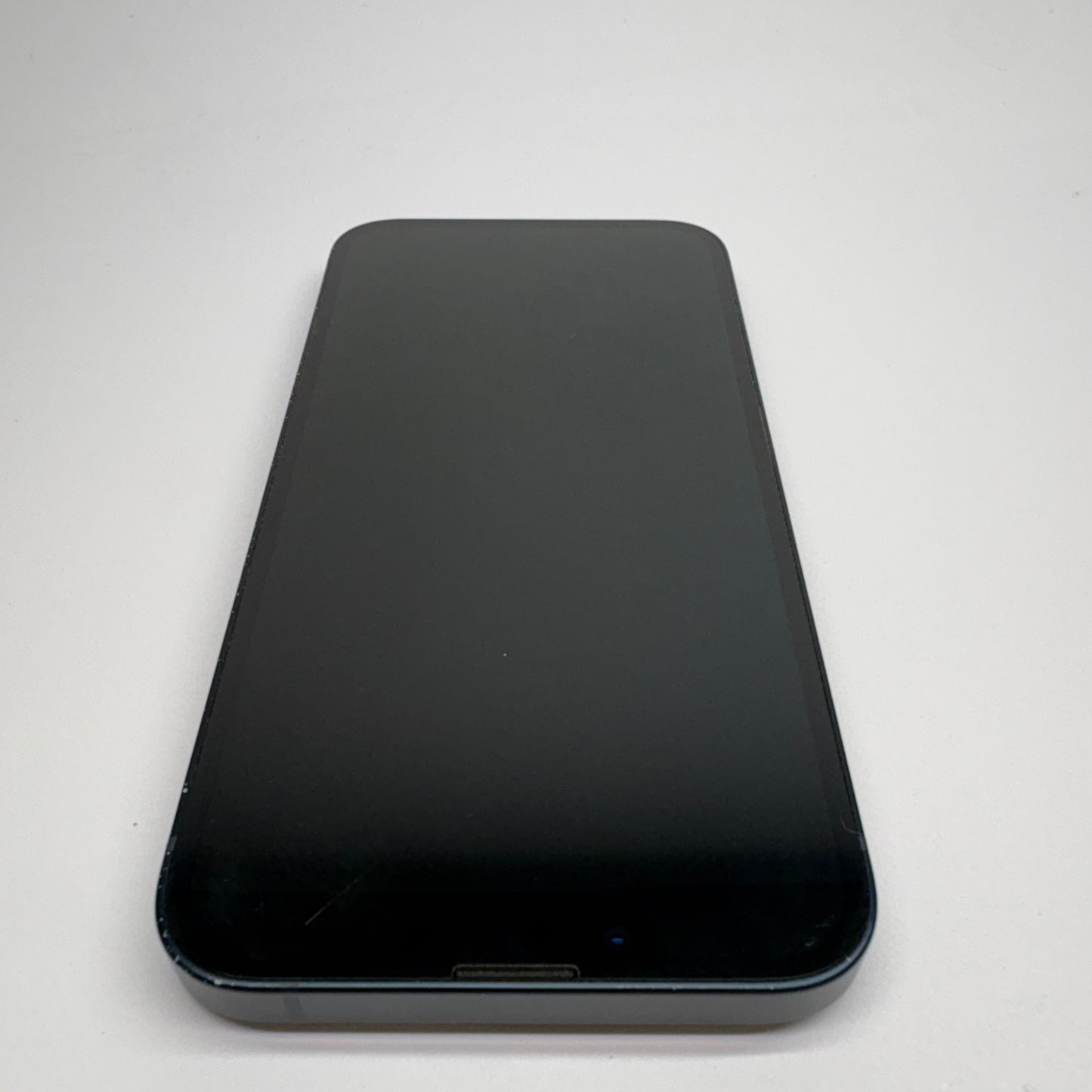 Unlocked Apple iPhone 13 128GB 18.1.1 Midnight MLML3LL/A