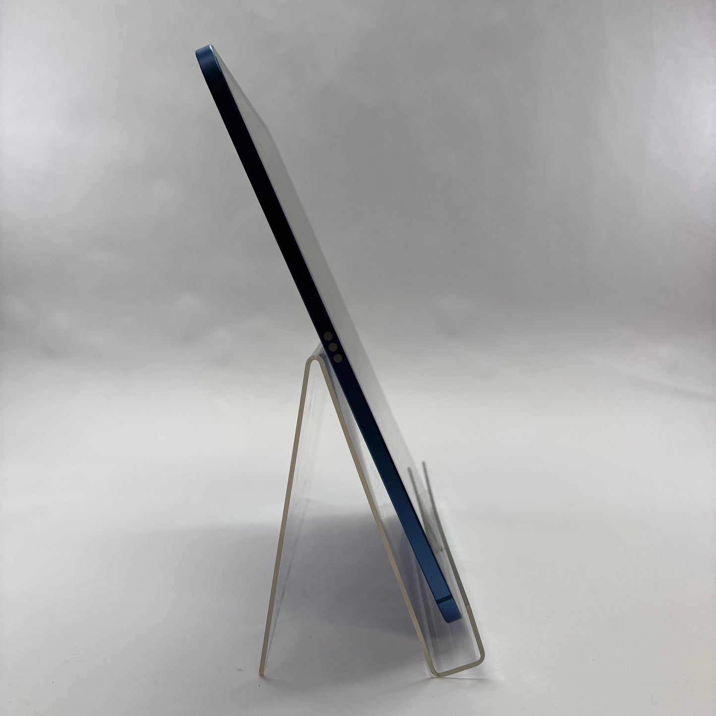 Unlocked Apple iPad 10th Gen 64GB Blue MQ6K3LL/A