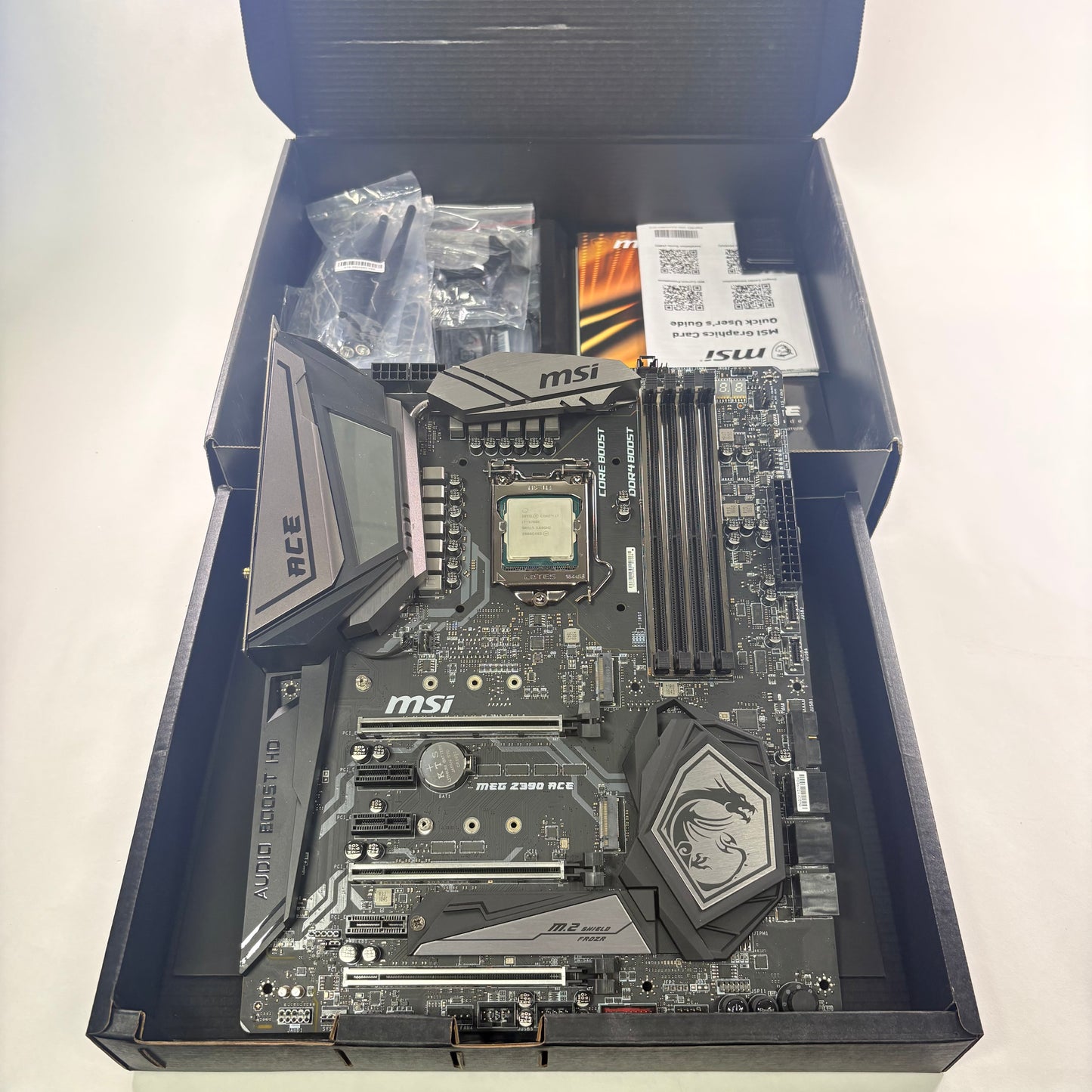 MSi MEG Z390 ACE Motherboard/i7-9700K CPU Combo