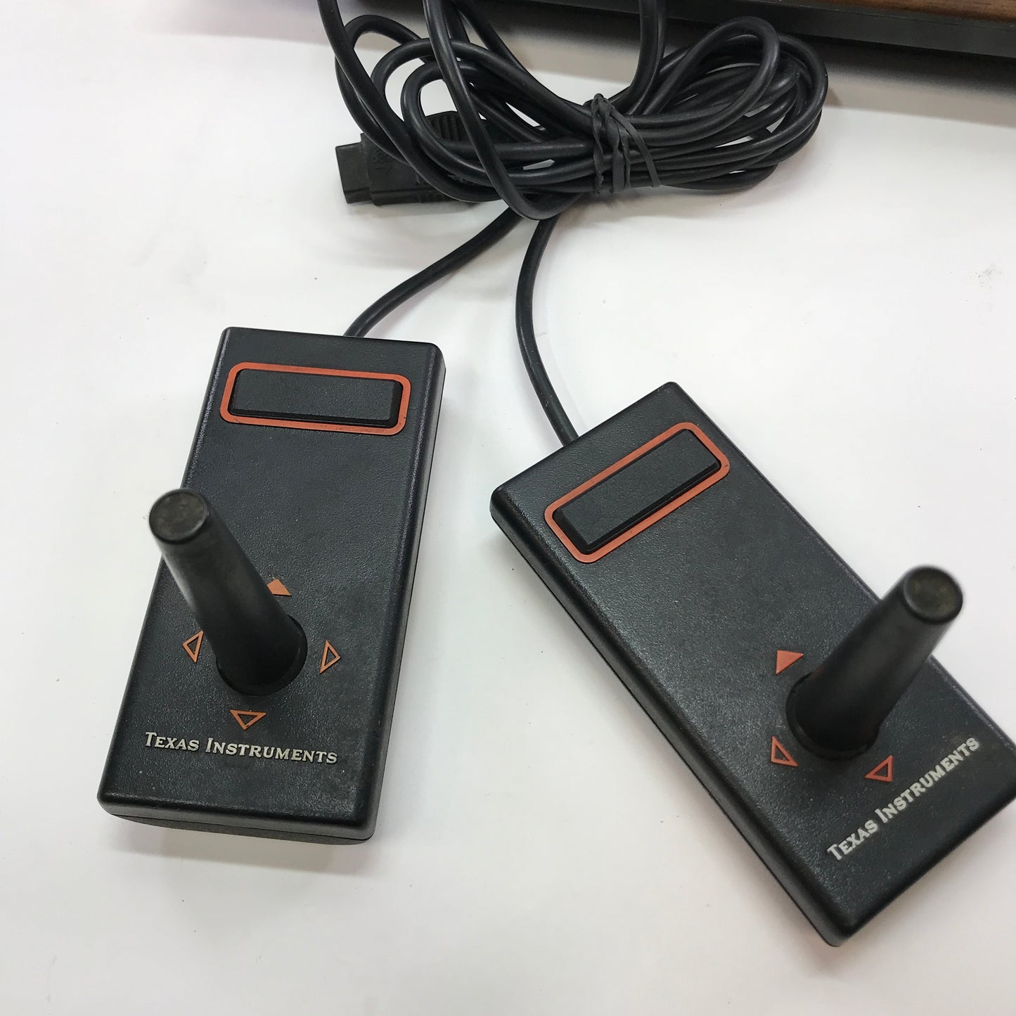 Atari 2600 w/ Paddle Controller, Super Action Controller and TI Joystick