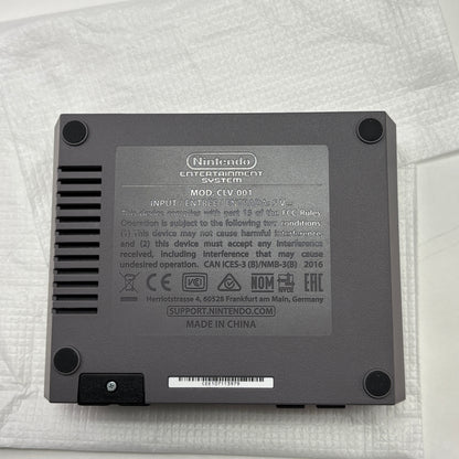 Nintendo Classic Mini Video Game Console CLV-001 Gray