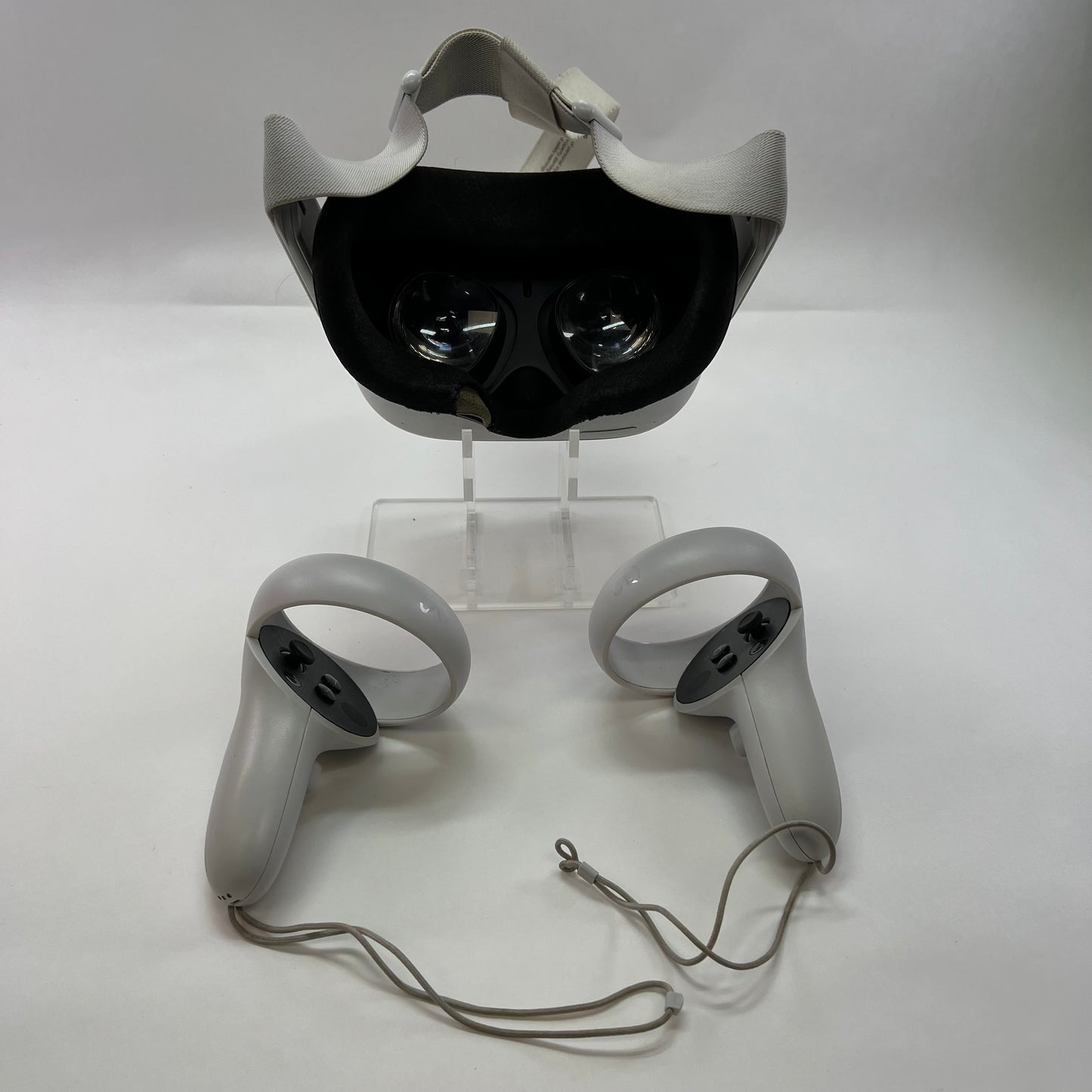 Broken Oculus Quest 2 256GB KW49CM HAS DARK SPOT ON LCD DISPLAY