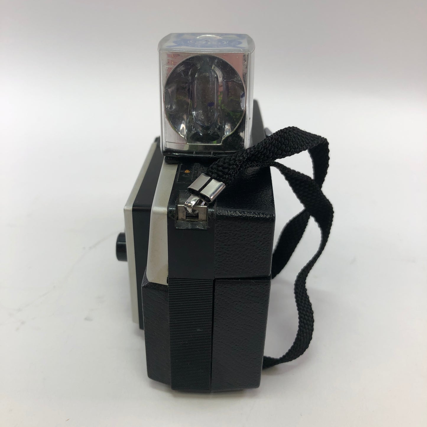 Kodak Instamatic X-30 35MM Film Camera w Magic Cube