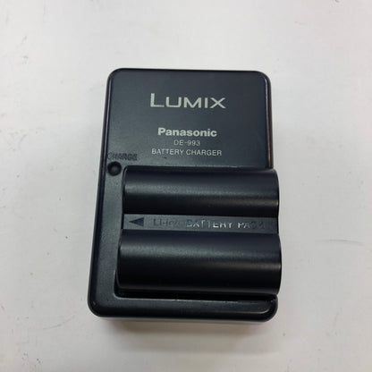 Panasonic dmc-fz7 12.1MP Digital Camera w OEM Battery Charger and Carrying Case