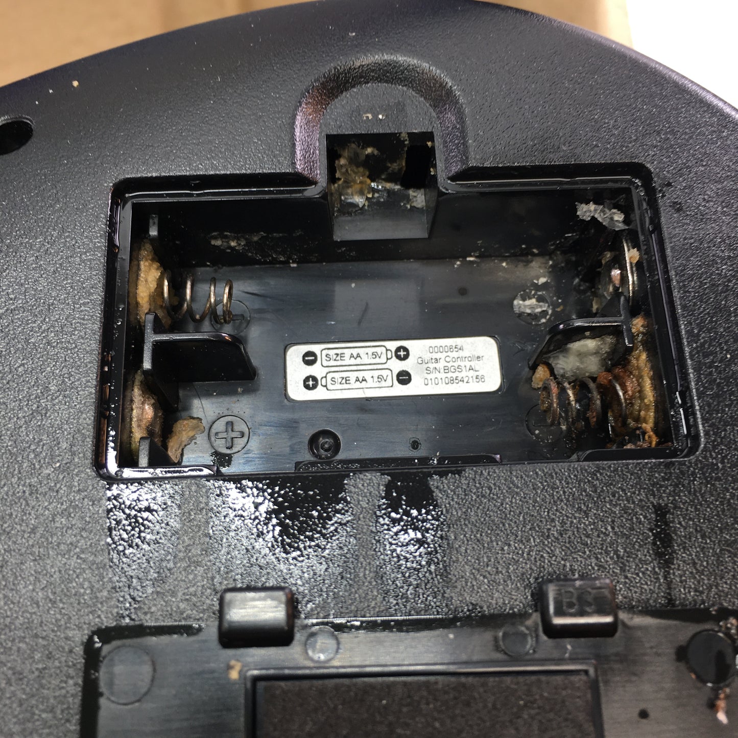 Wii U Guitar Hero Live w/ Original Box, Game and Dongle