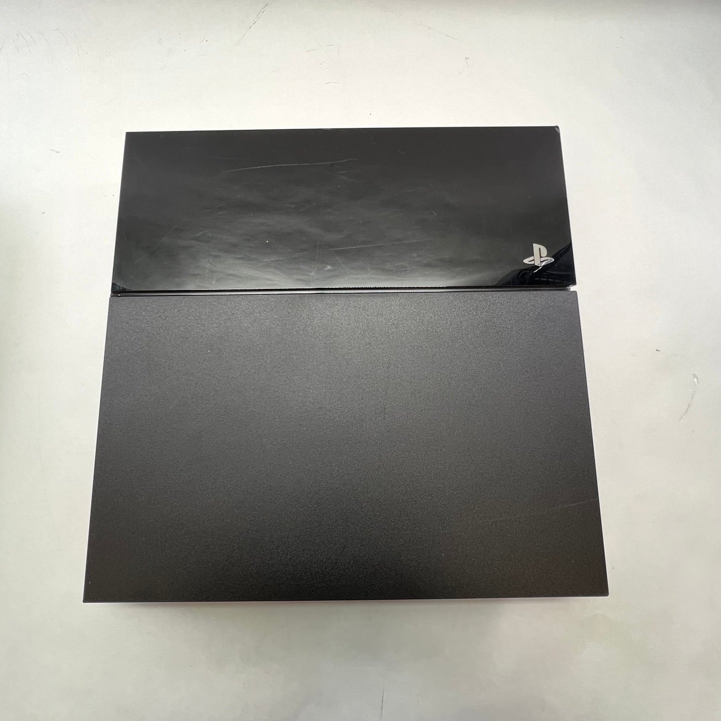 Sony PlayStation 4 PS4 500GB MB071766331 + HDMI Cable + Power Cable + Genuine Controller