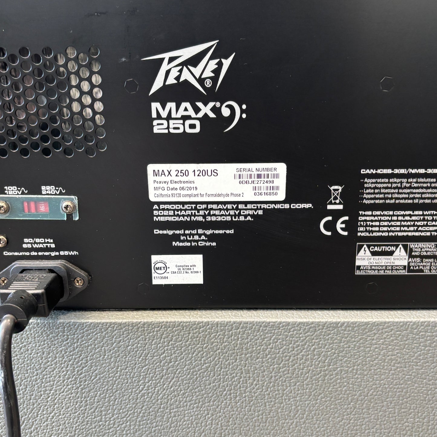Peavey Max 250 1 x 15 Bass Combo Amp