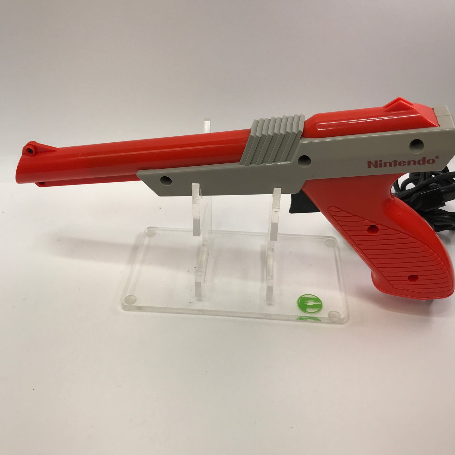 Nintendo NES Zapper Controller NES-005 Orange w Manual and Mario/Duck Hunt