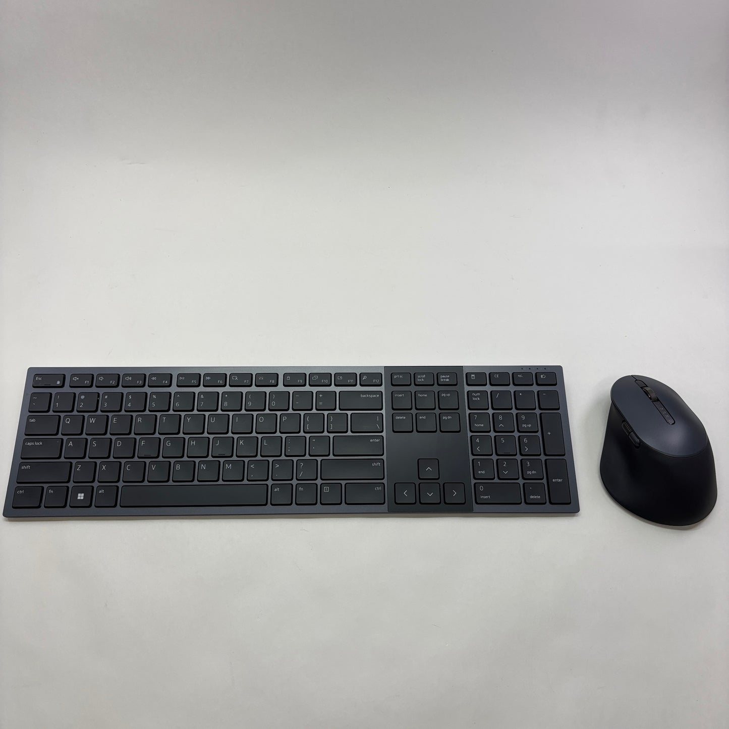 Dell Premier Collaboration KB900 Wireless Bluetooth Keyboard w Mouse
